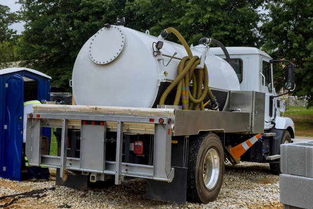 Best Portable toilet rental cost  in Ellwood City, PA